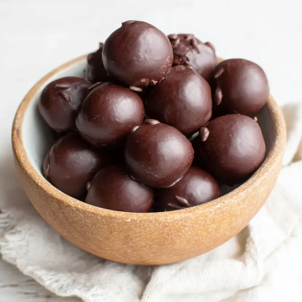 A close look at Almond Butter Truffles