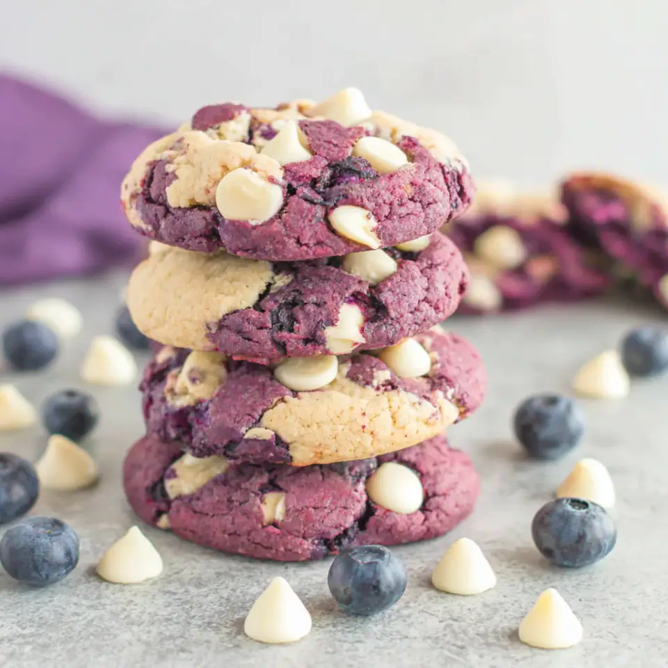 Blueberry White Chocolate Cookies, ready to serve