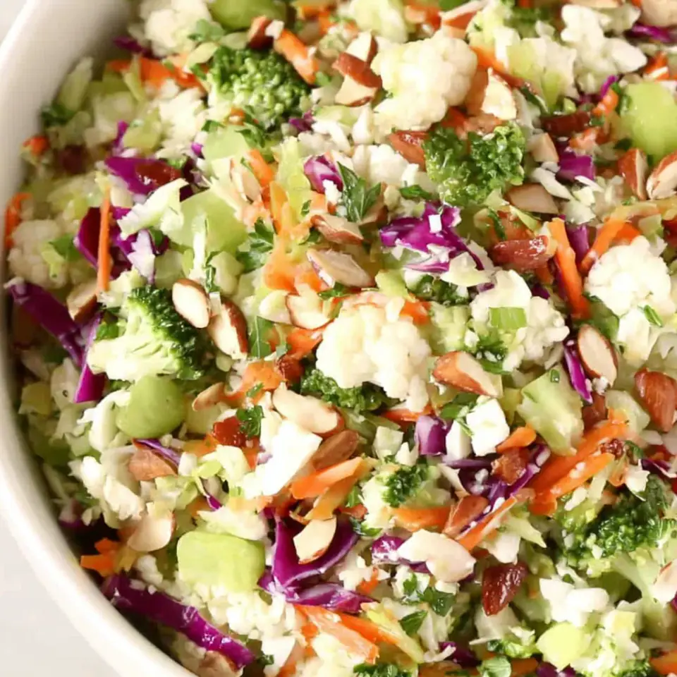 A close look at Crunchy Detox Salad