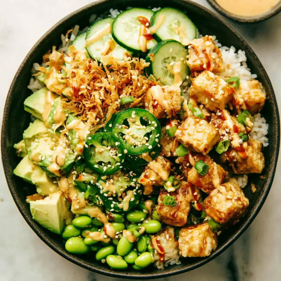 A close look at Crunchy Roll Tofu and Edamame Bowls