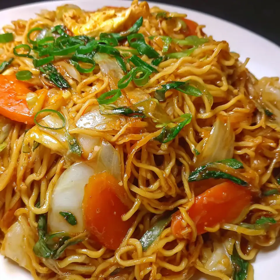 Easy 15-Minute Lo Mein, ready to serve