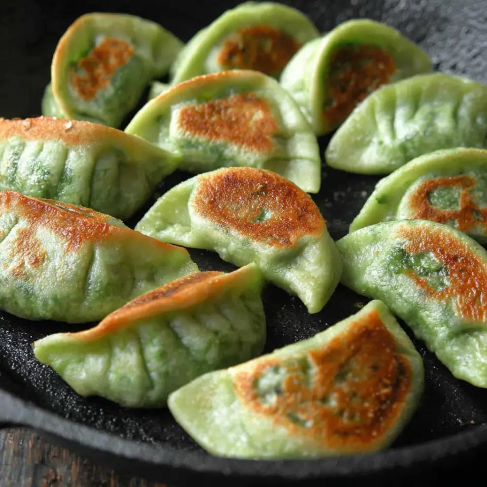 Pan-fried vegetarian dumplings / potstickers, ready to serve